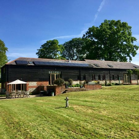 Mulberry Barn Bed & Breakfast Micheldever Екстериор снимка